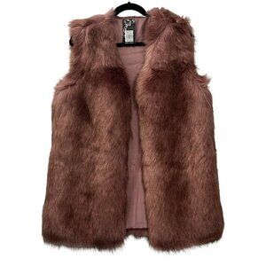 Women’s Dusty Pink Faux Fur Vest – Chic & Cozy Layer‎